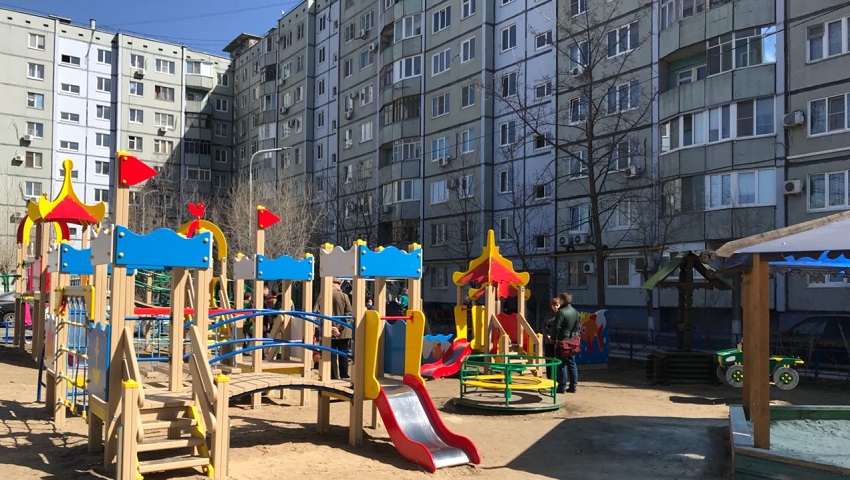 43 дворовые территории приведены в порядок в Волгограде